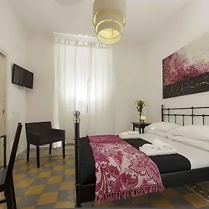 Bernini House , Roma Italia
